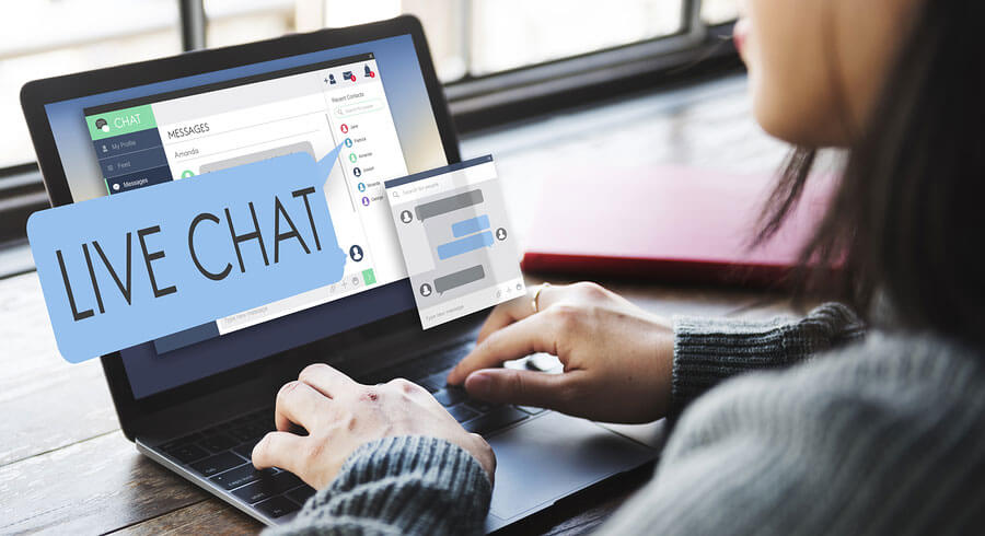 Customer Insights with Live Chat